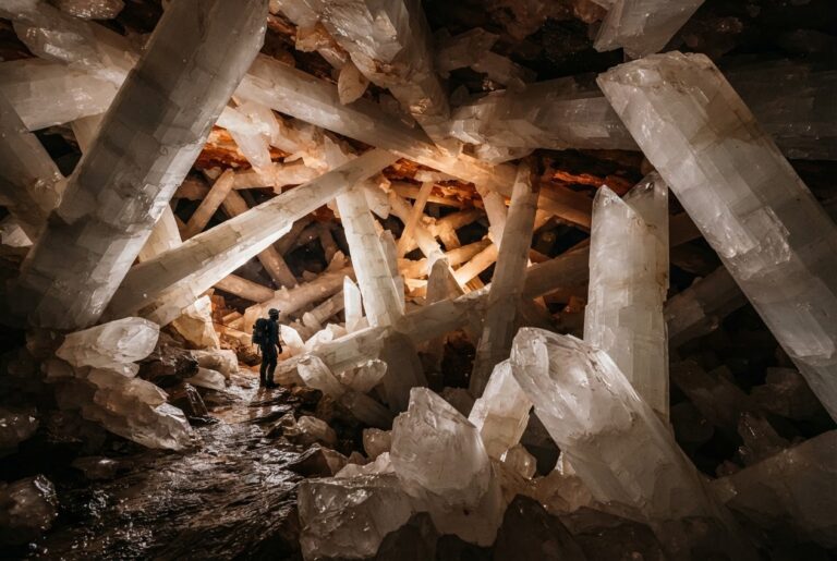 La cueva donde solo aguantas 10 minutos: los cristales gigantes de Naica